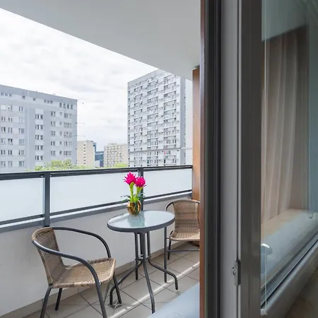 Urban Chic - Pereca - Rondo Onz - Luxury - 14 People