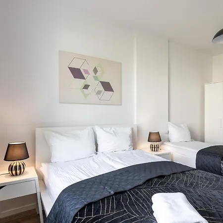 Urban Chic - Pereca - Rondo Onz - Luxury - 14 People Apartment *