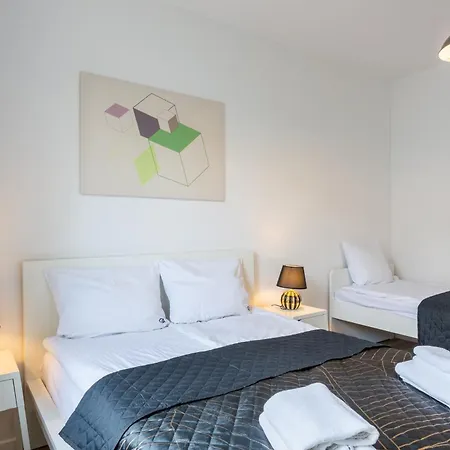 Urban Chic - Pereca - Rondo Onz - Luxury - 14 People * Warsaw